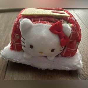 HELLO KITTY-NWT Mini Kitty Plush in a House